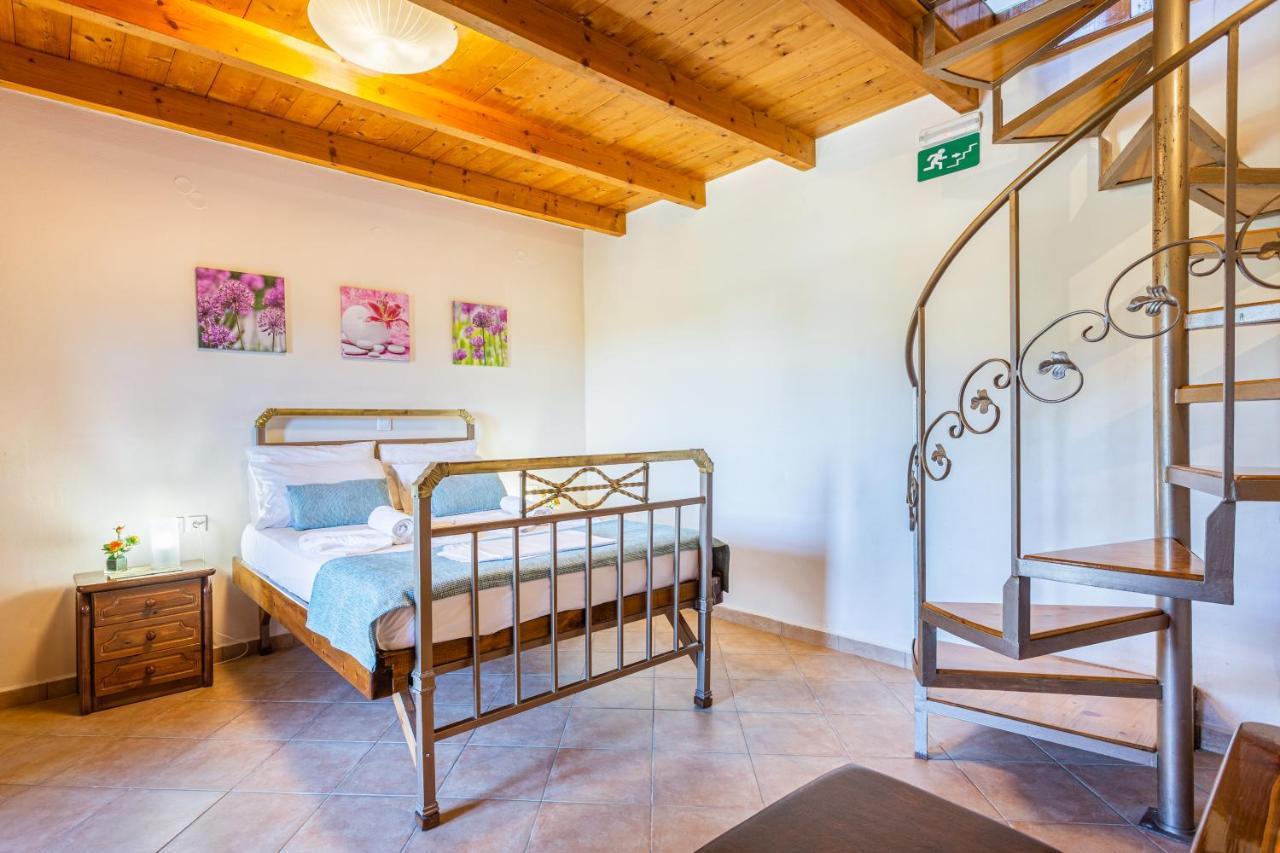 Olive Villas Kría Vrísi Eksteriør bilde